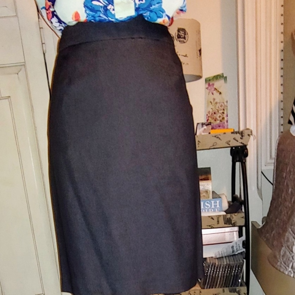 Harve Bernard Pencil Skirt.  NWT